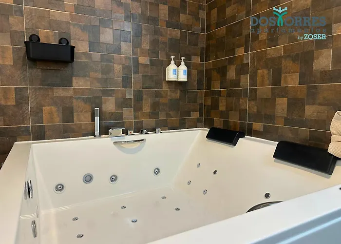 Dos Torres La Dulcería - Jacuzzi Y Vistas En El Corazón De Apartamento Zaragoza