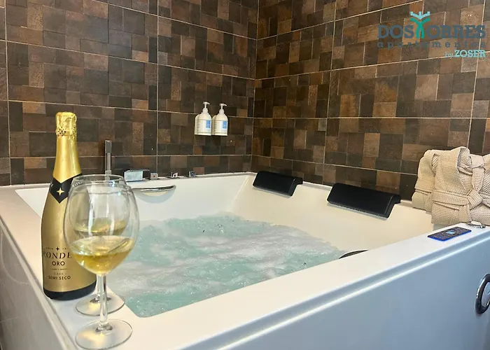 Dos Torres La Dulcería - Jacuzzi Y Vistas En El Corazón De *